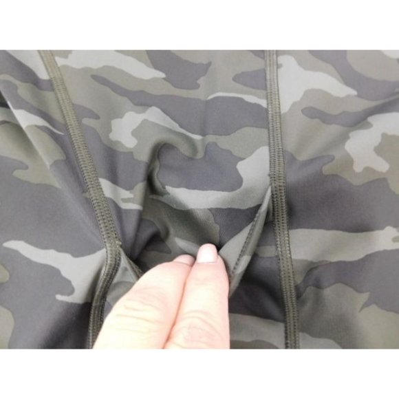 Athleta Ultimate Camo 7/8 tight Leggings NEW! Women's Plus size 3X - Picture 5 of 6